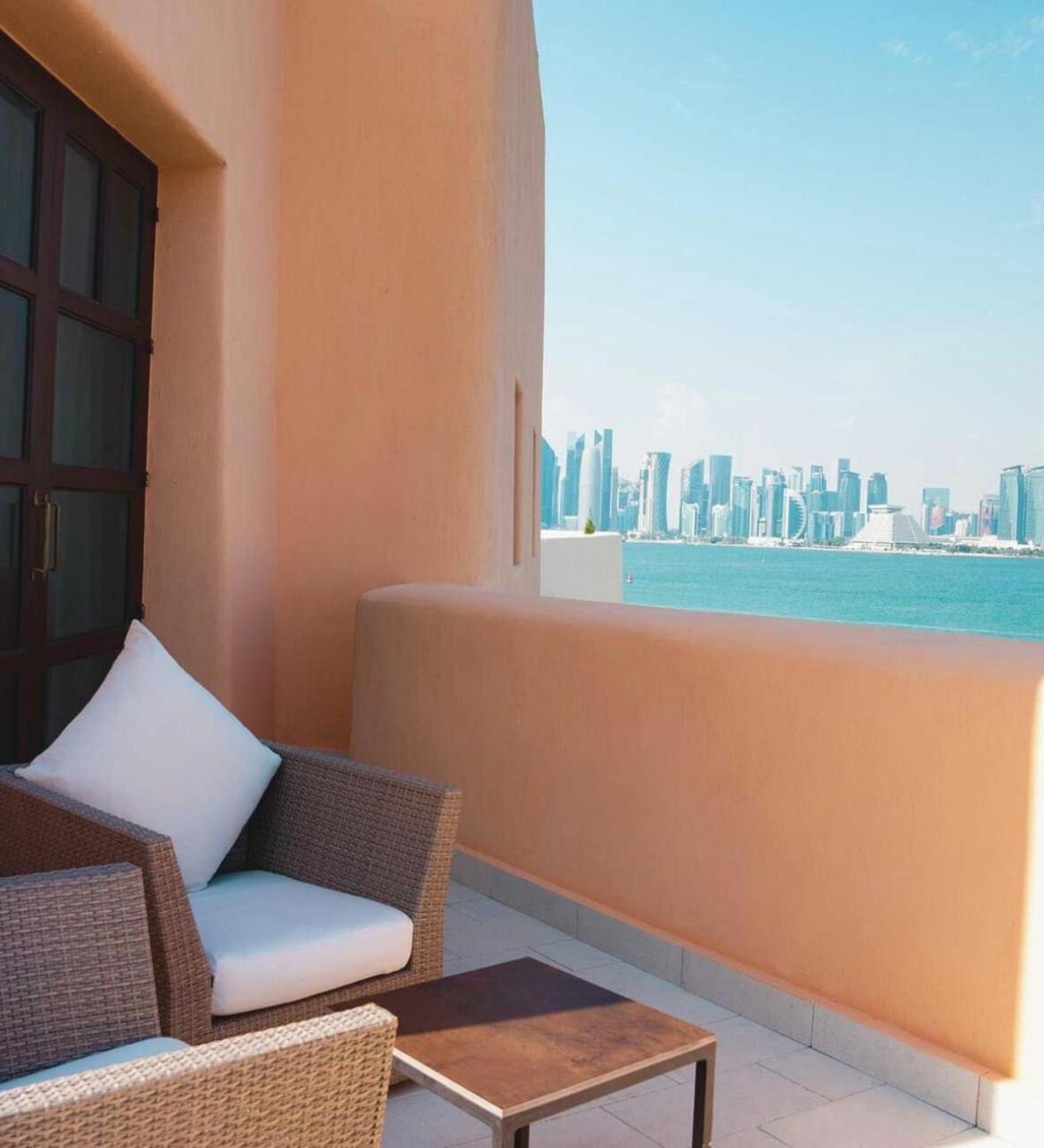 Mina Hotel And Residences By The Torch الدوحة المظهر الخارجي الصورة View of the Doha skyline from the hotel