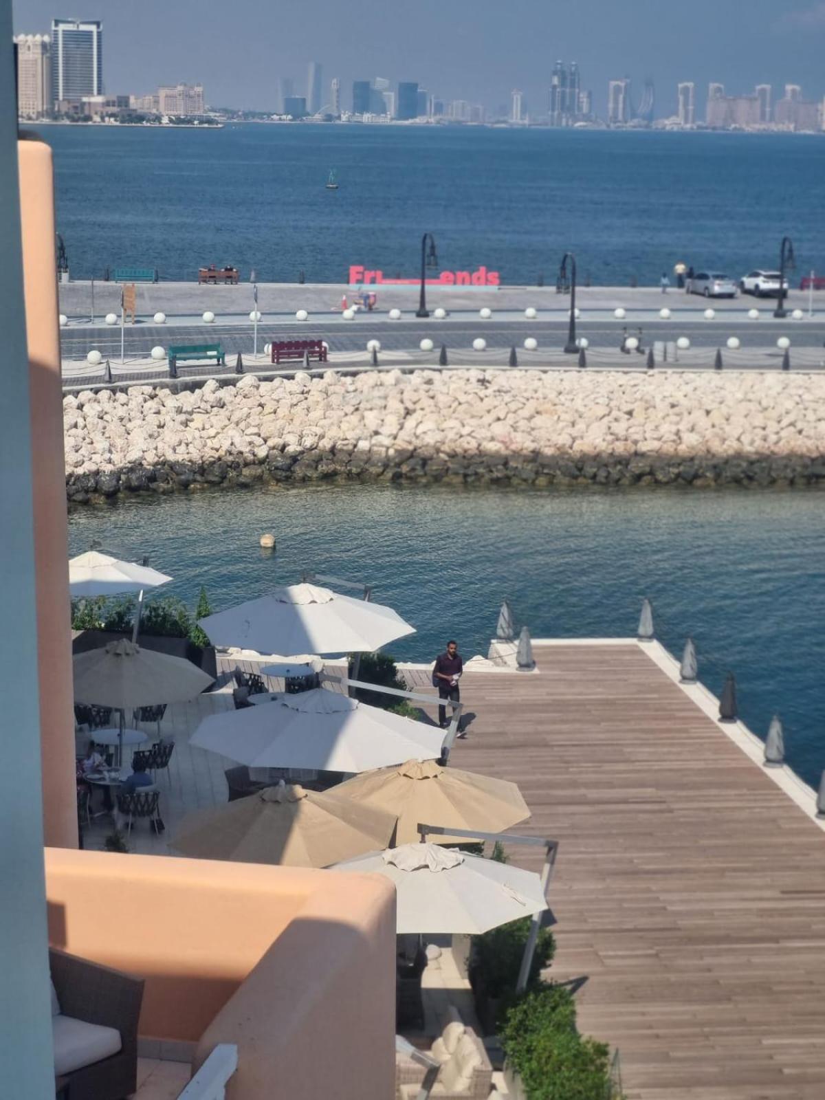 Mina Hotel And Residences By The Torch الدوحة المظهر الخارجي الصورة The port of Fréjus
