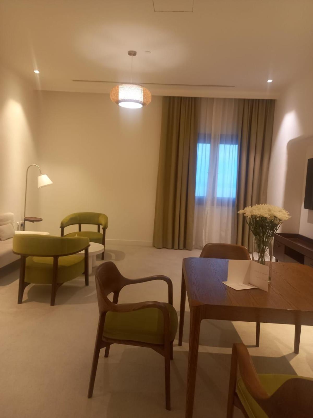 Mina Hotel And Residences By The Torch الدوحة المظهر الخارجي الصورة A room at the hotel
